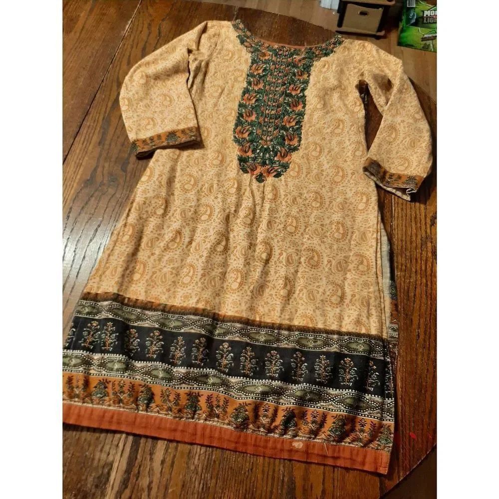 Small Kurtas Kurtis Chikankari Shift Dress Slit Brown Green Black Embroidered